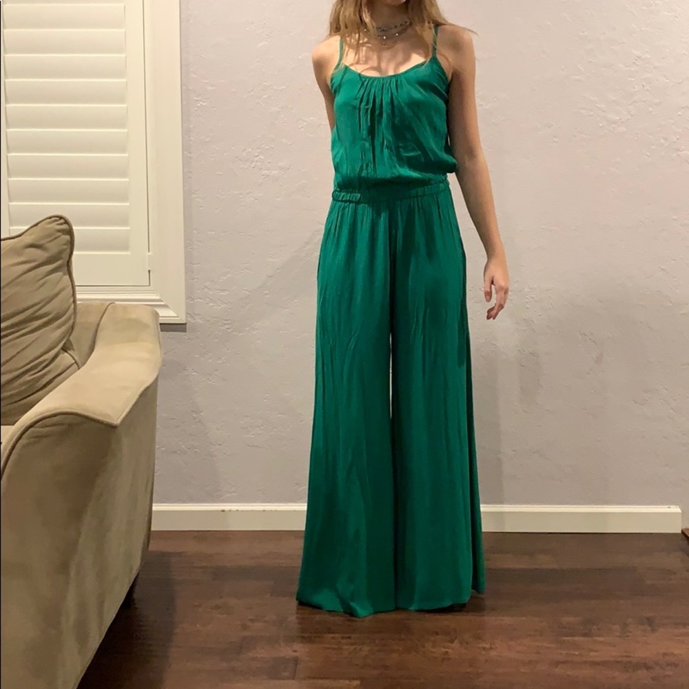 Romper - Picture 1 of 3